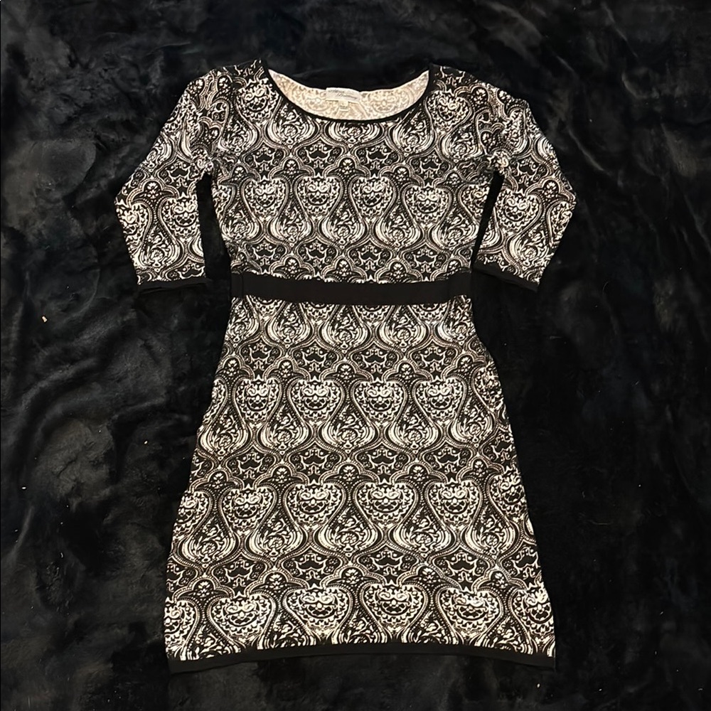 Chic Black and White Patterned Dress